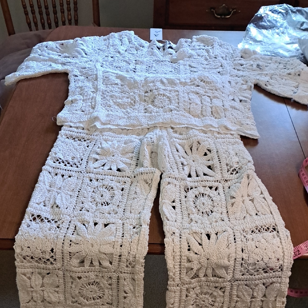 White Crochet Two-Piece Set L -XL